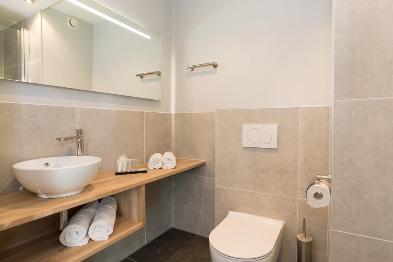 Hof Van Holland Hotel إدام المظهر الخارجي الصورة