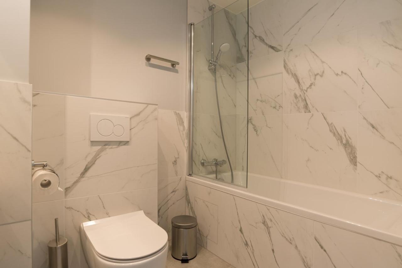 Hof Van Holland Hotel إدام المظهر الخارجي الصورة